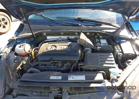 2017 Volkswagen Golf Tsi S 4-Door/Tsi Se 4-Door/Tsi Sel 4-Door/Tsi Wolfsburg Edition 4-Door из США, поврежденный, VIN 3VW217AUXHM051897